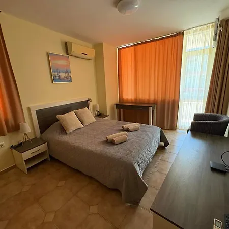 Apartmán White Sands Beachfront Getaway In Aurelia - Sea View & Direct Access *