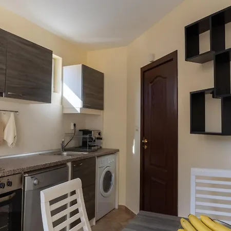 White Sands Beachfront Getaway In Aurelia - Sea View & Direct Access Διαμέρισμα Μπουργκάς