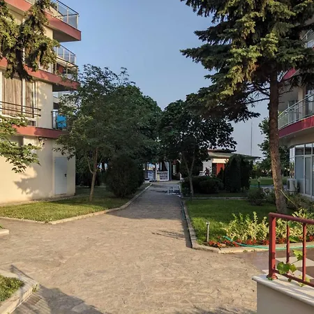 Διαμέρισμα White Sands Beachfront Getaway In Aurelia - Sea View & Direct Access